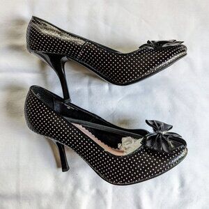 L.E.I.  black/pink heels